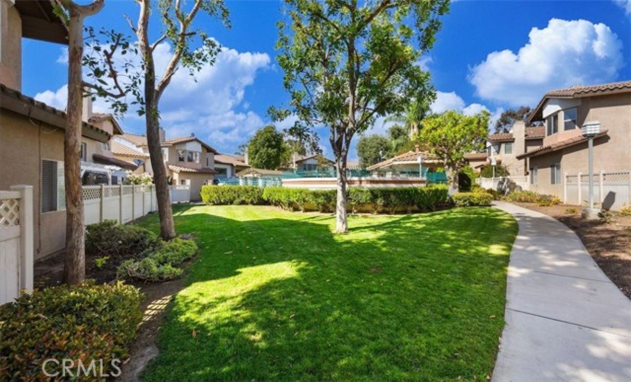 13077 Via Salvia, Riverside CA: