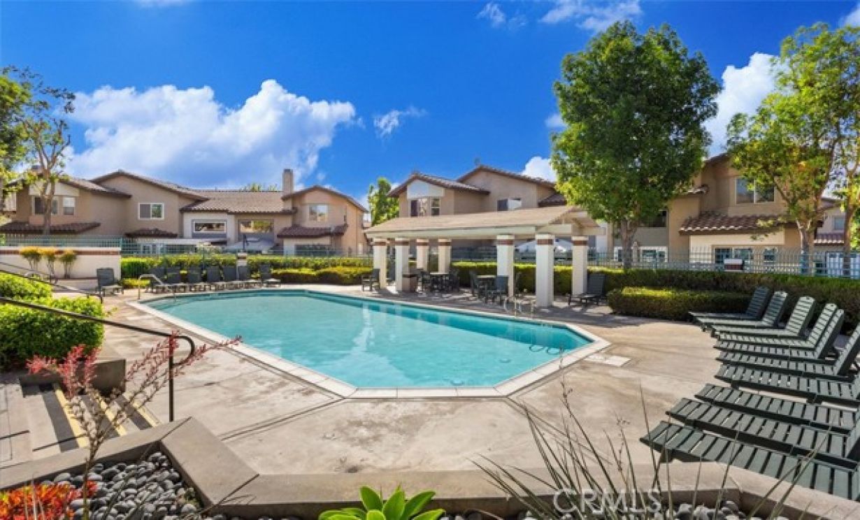 13077 Via Salvia, Riverside CA: