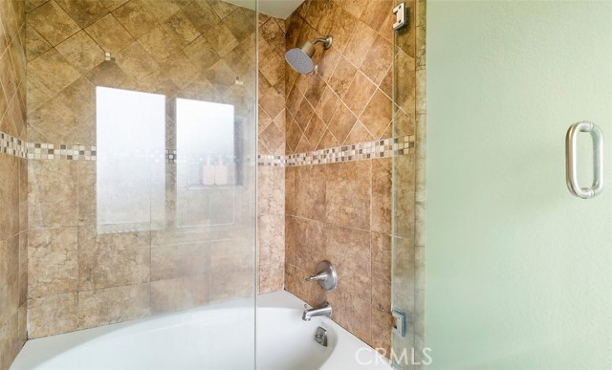 280 S Brookside Court, Anaheim CA: 