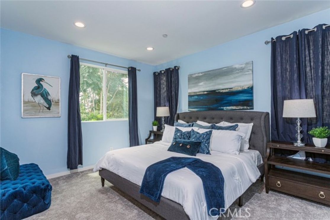 10251 Angel, Los Angeles CA: 