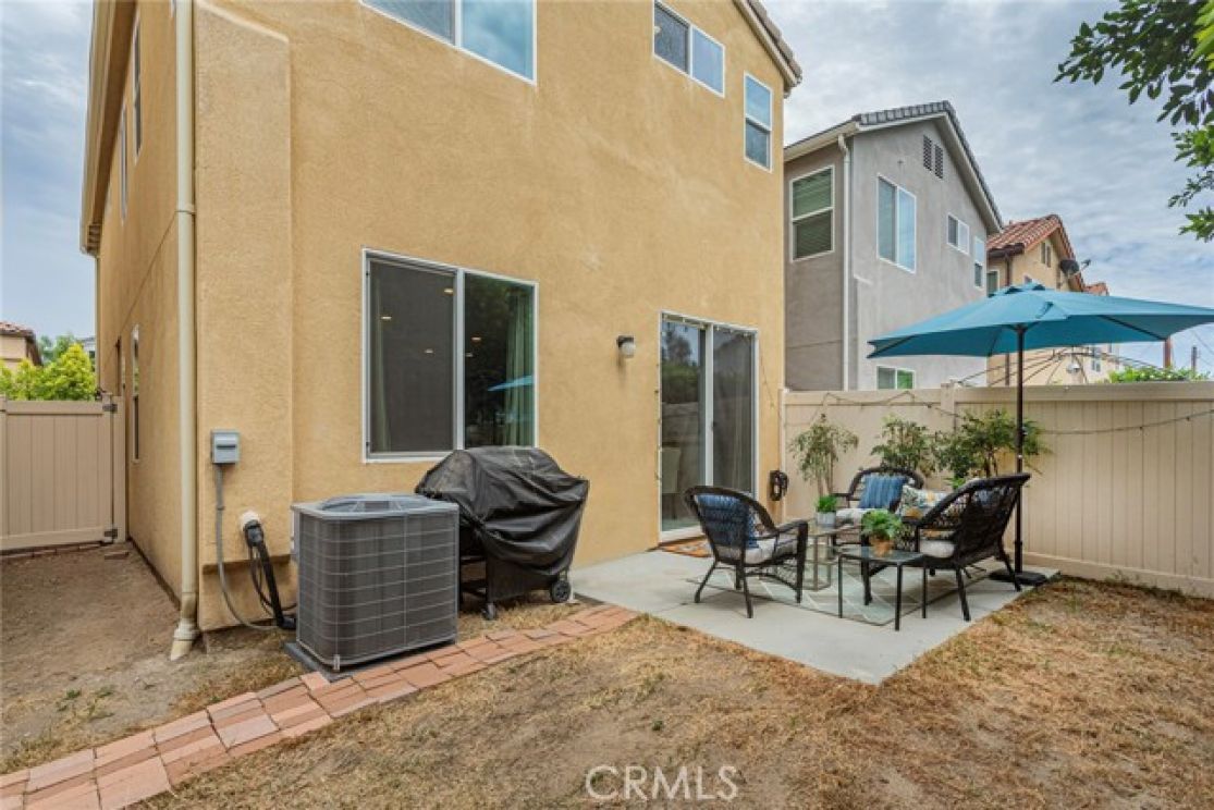 10251 Angel, Los Angeles CA: 