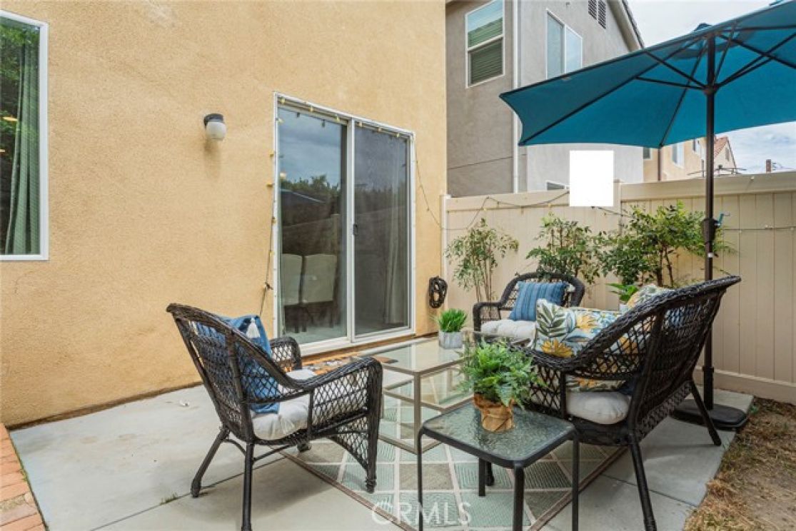 10251 Angel, Los Angeles CA: 