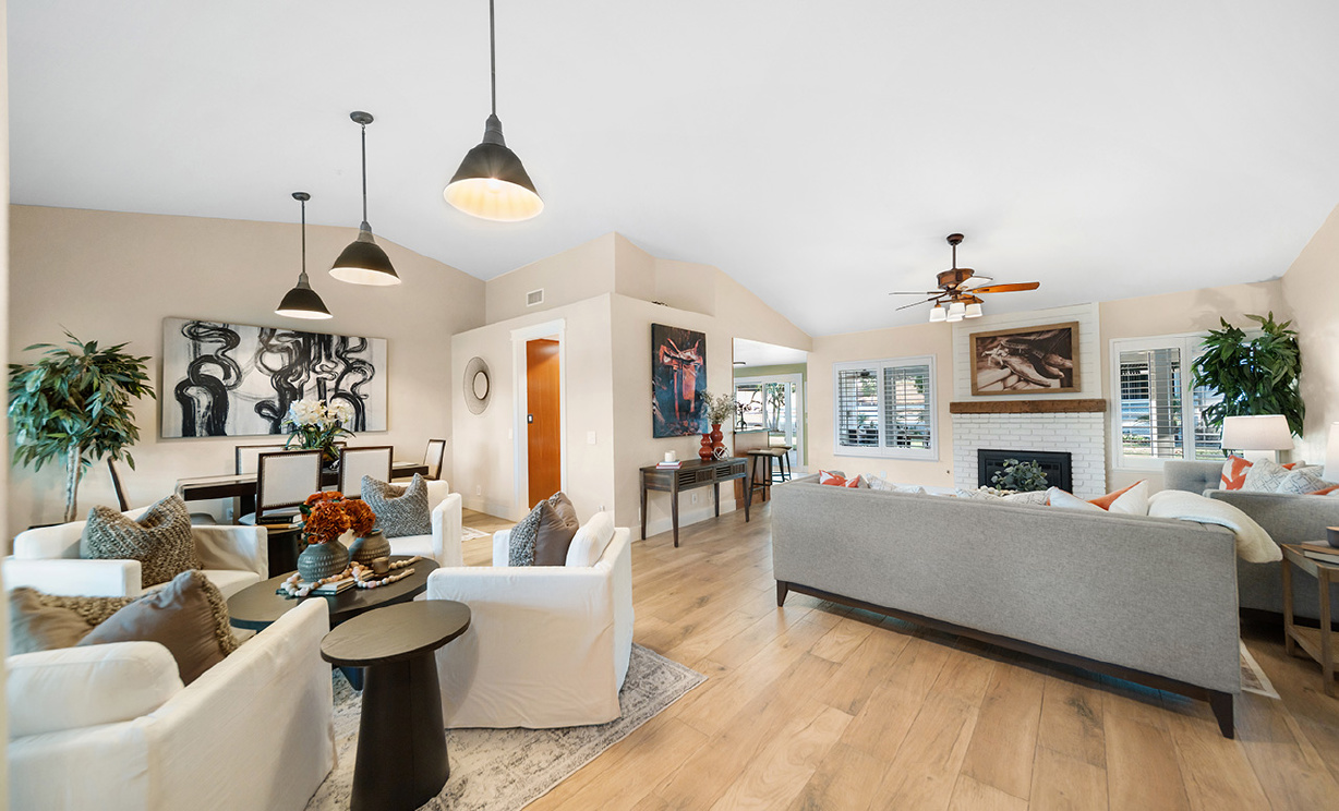 2490 Broken Lance Dr, Norco CA: 