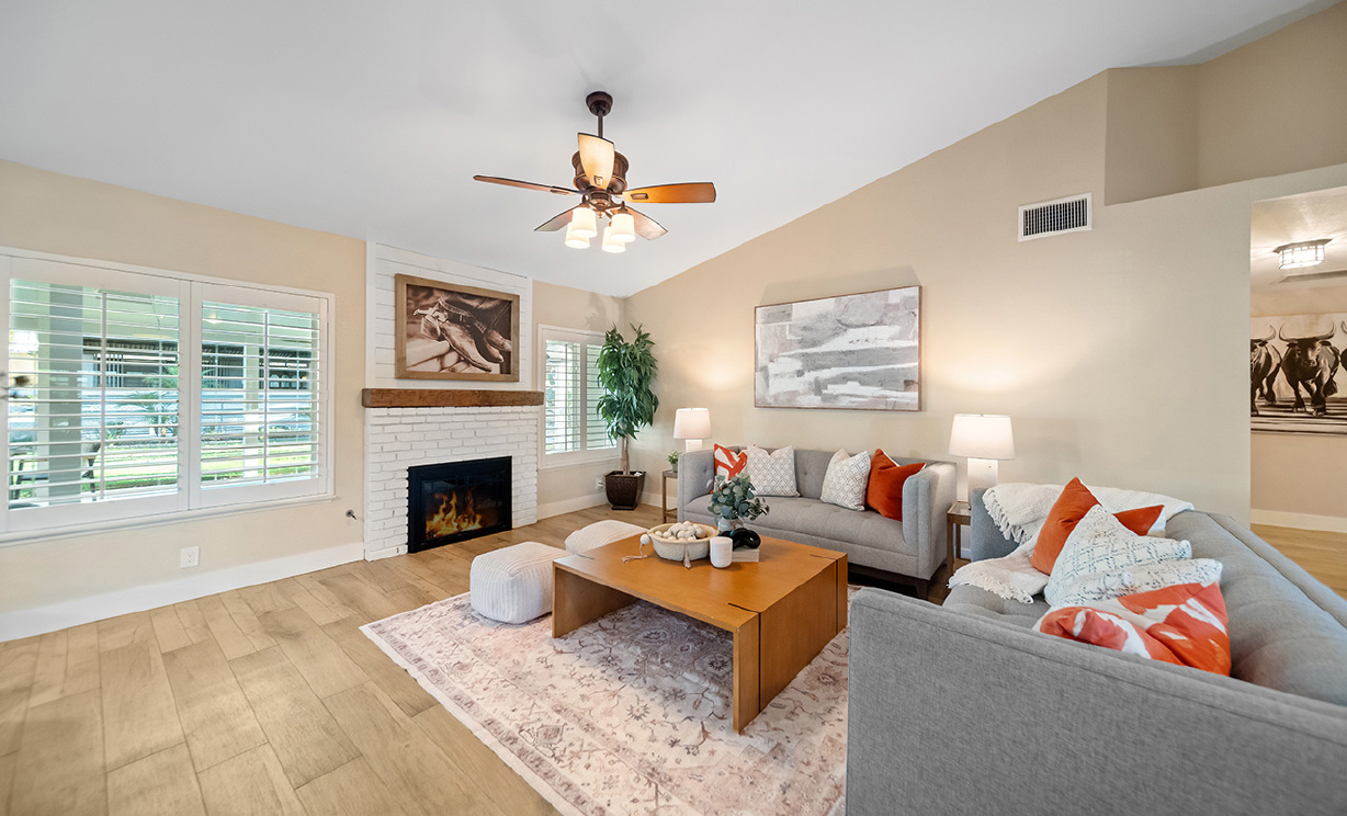 2490 Broken Lance Dr, Norco CA: 