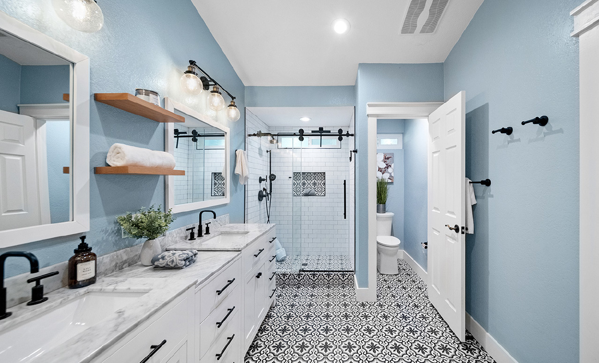 2490 Broken Lance Dr, Norco CA: 