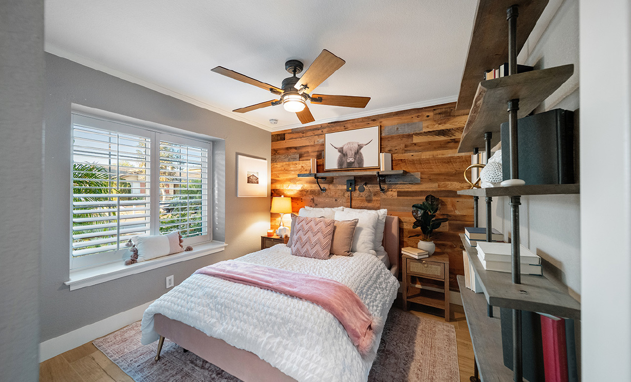 2490 Broken Lance Dr, Norco CA: 