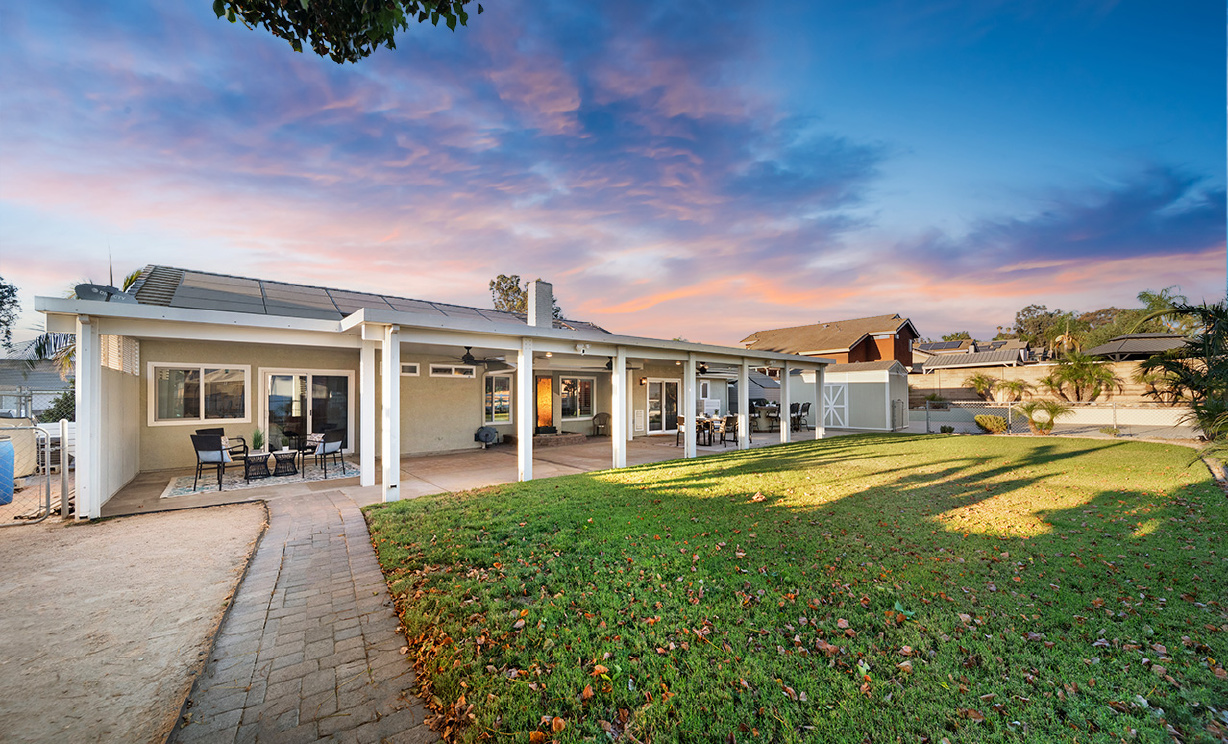 2490 Broken Lance Dr, Norco CA: 