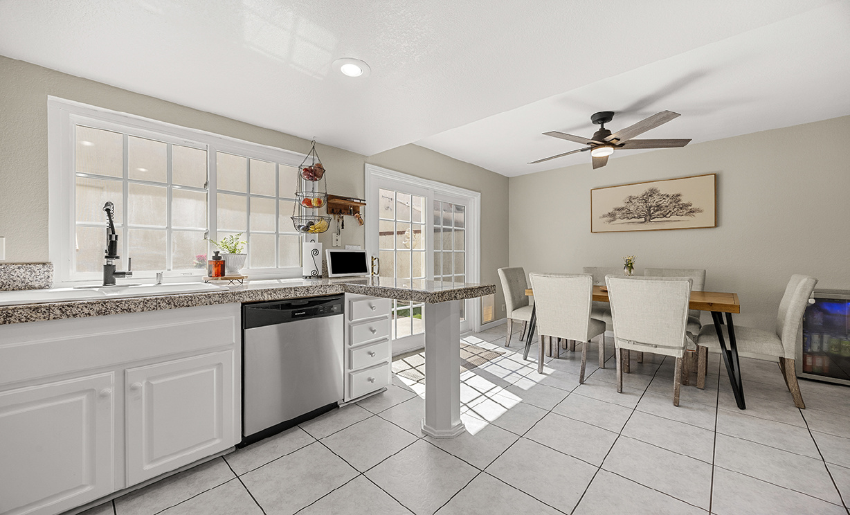 607 Santa Cruz Ct, San Dimas CA: