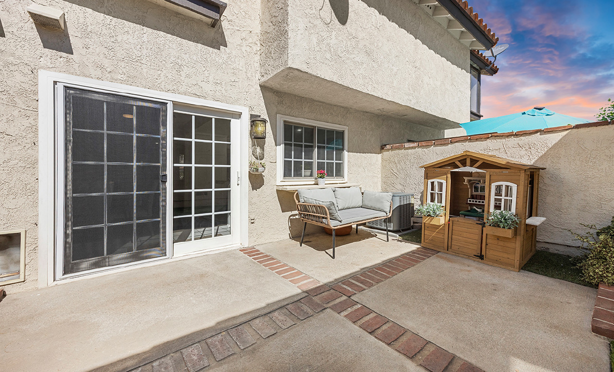 607 Santa Cruz Ct, San Dimas CA:
