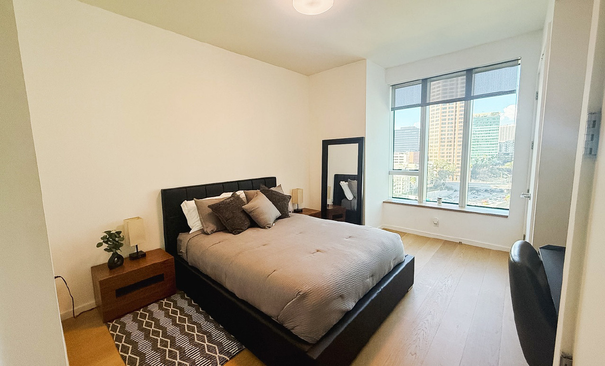 899 Francisco Unit, Los Angeles CA: 