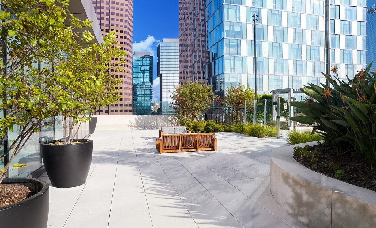 899 Francisco Unit, Los Angeles CA: 