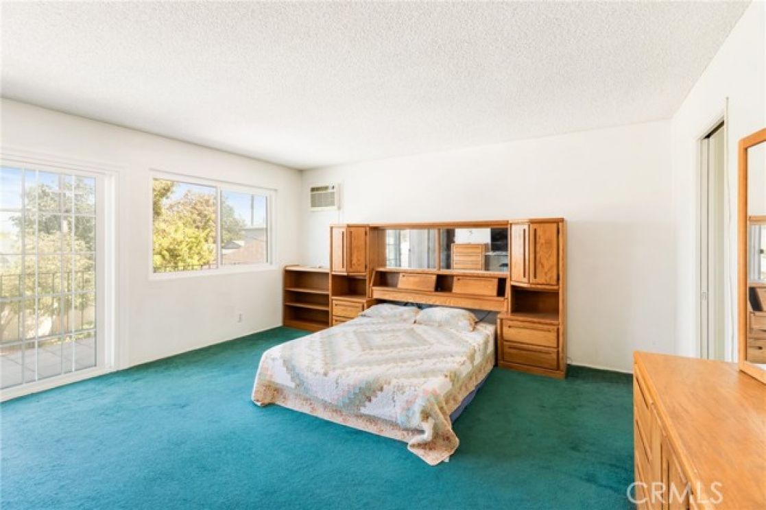 1537 W Edithia, Anaheim CA: 