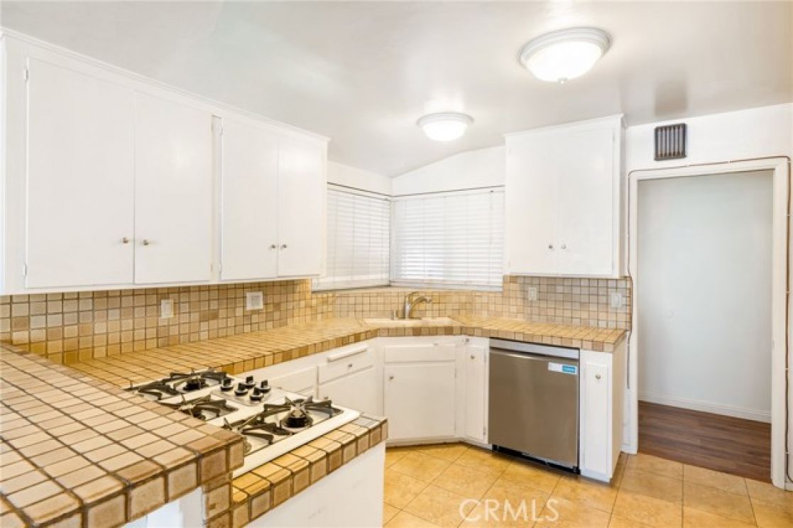1537 W Edithia, Anaheim CA: 
