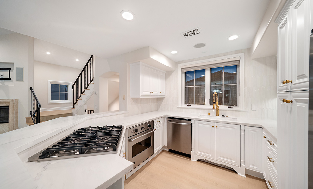 3440 4th Ave, Corona Del Mar CA: