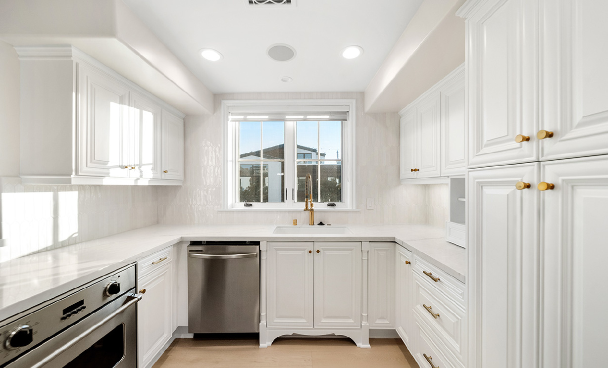 3440 4th Ave, Corona Del Mar CA: