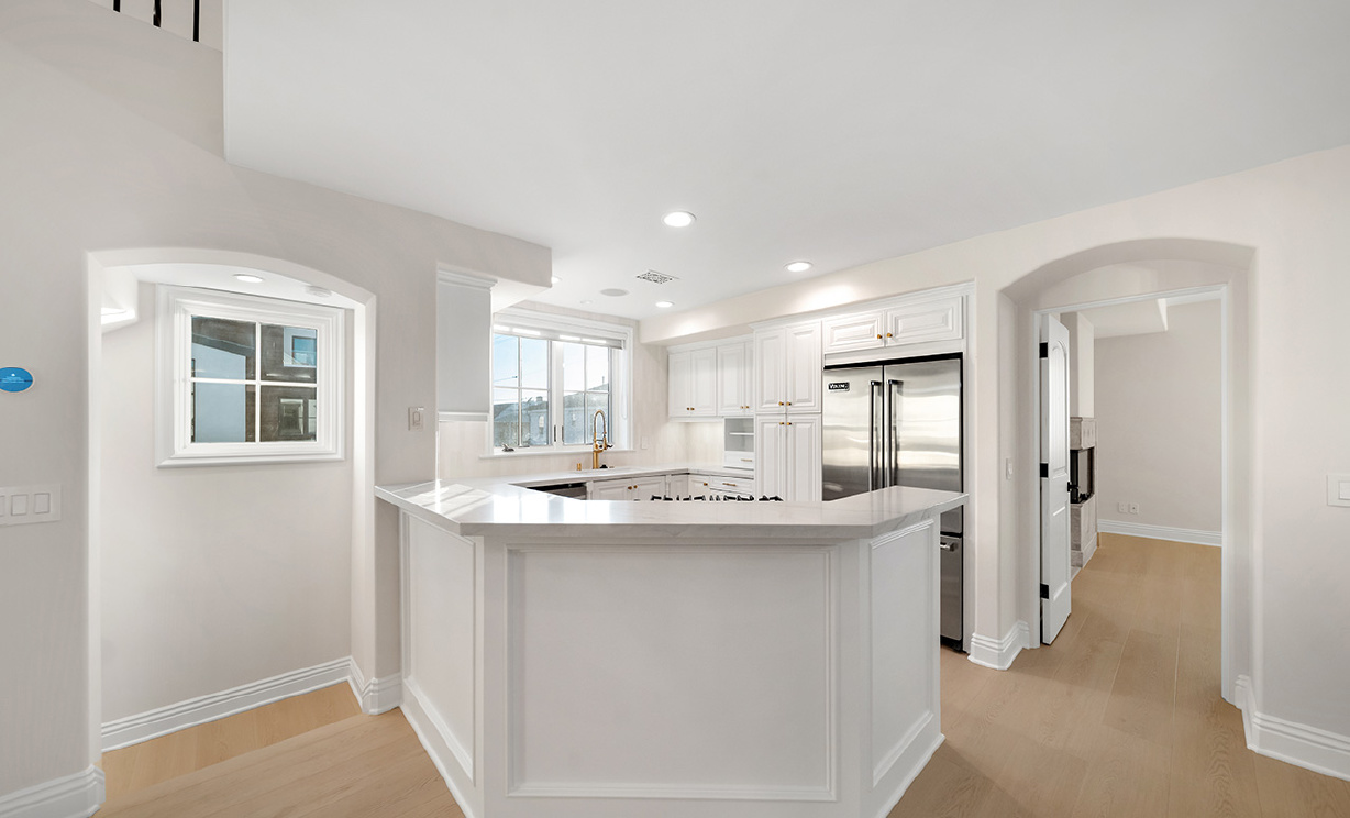 3440 4th Ave, Corona Del Mar CA: 