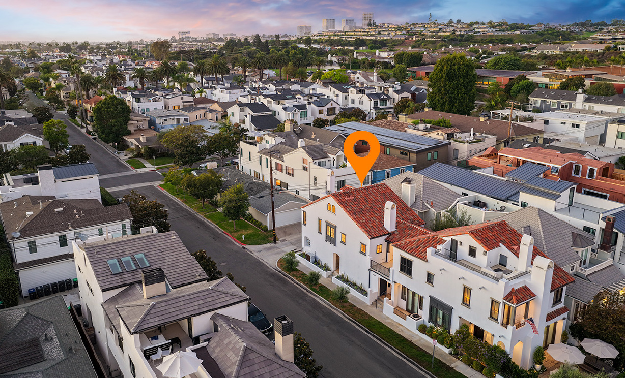 3440 4th Ave, Corona Del Mar CA: 