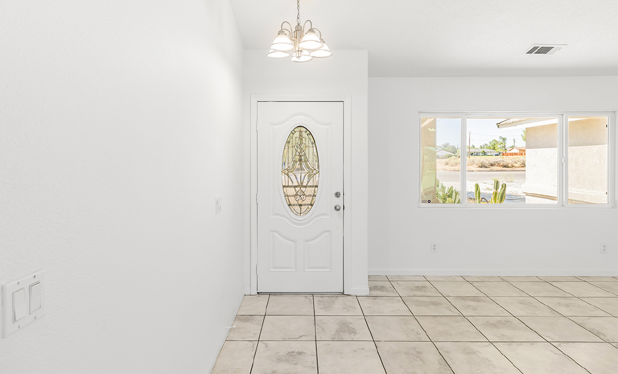 14626 Luna Road, Victorville CA: