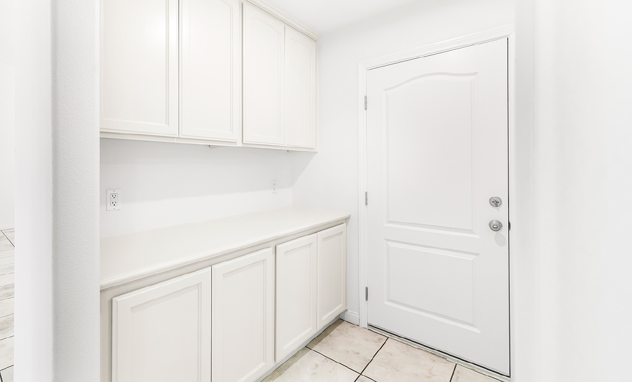 14626 Luna Road, Victorville CA: