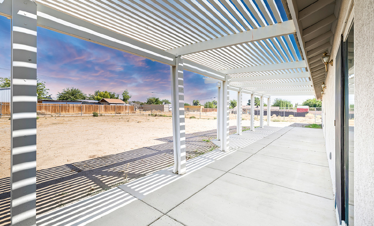 14626 Luna Road, Victorville CA: