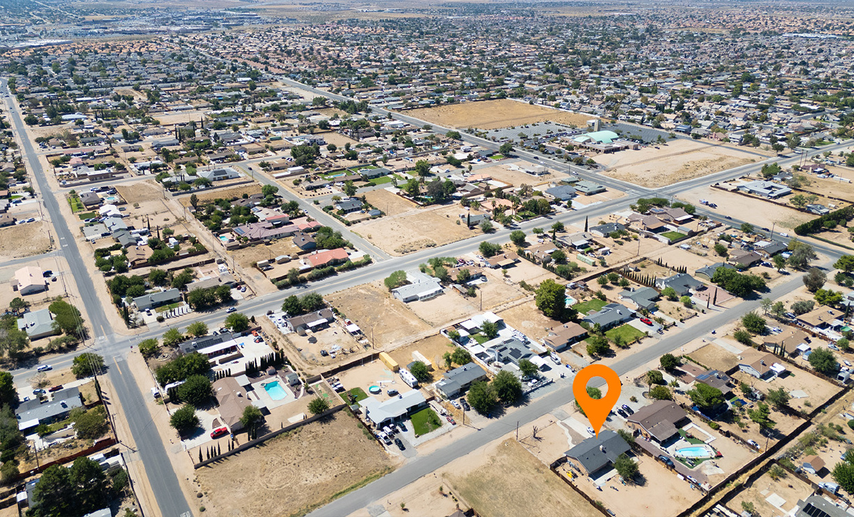 14626 Luna Road, Victorville CA: