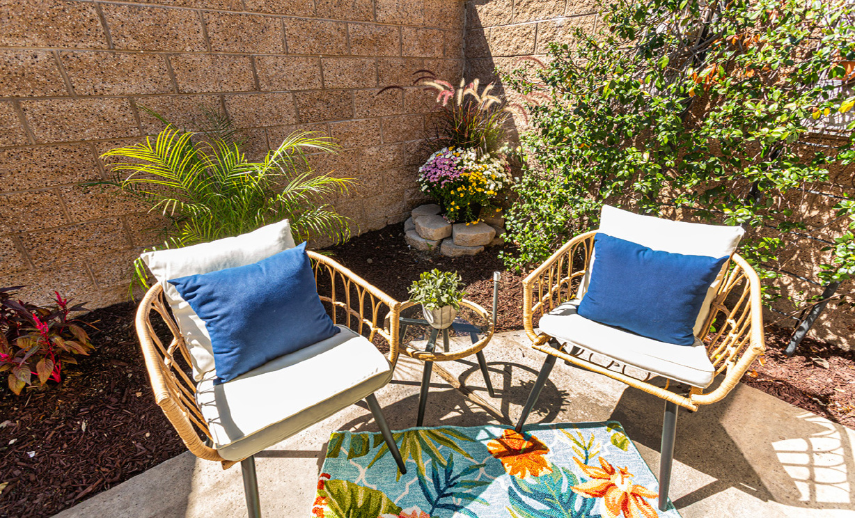 24 Riverstone, Irvine CA: 