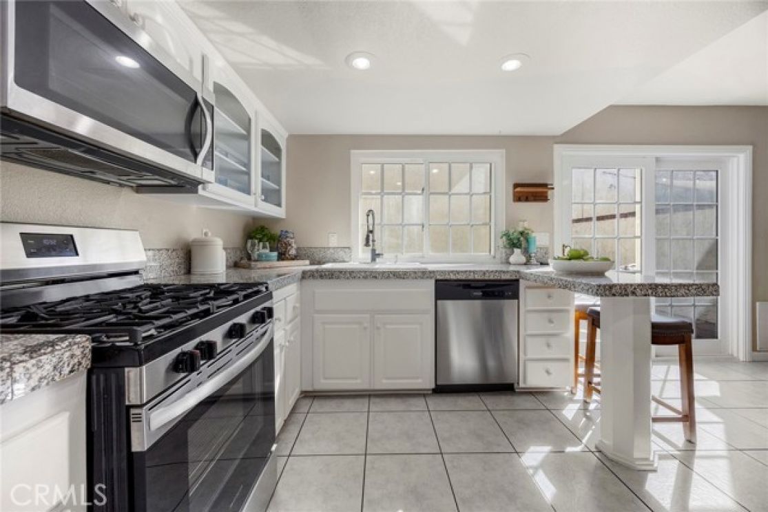 607 Santa Cruz Court, San Dimas CA: 