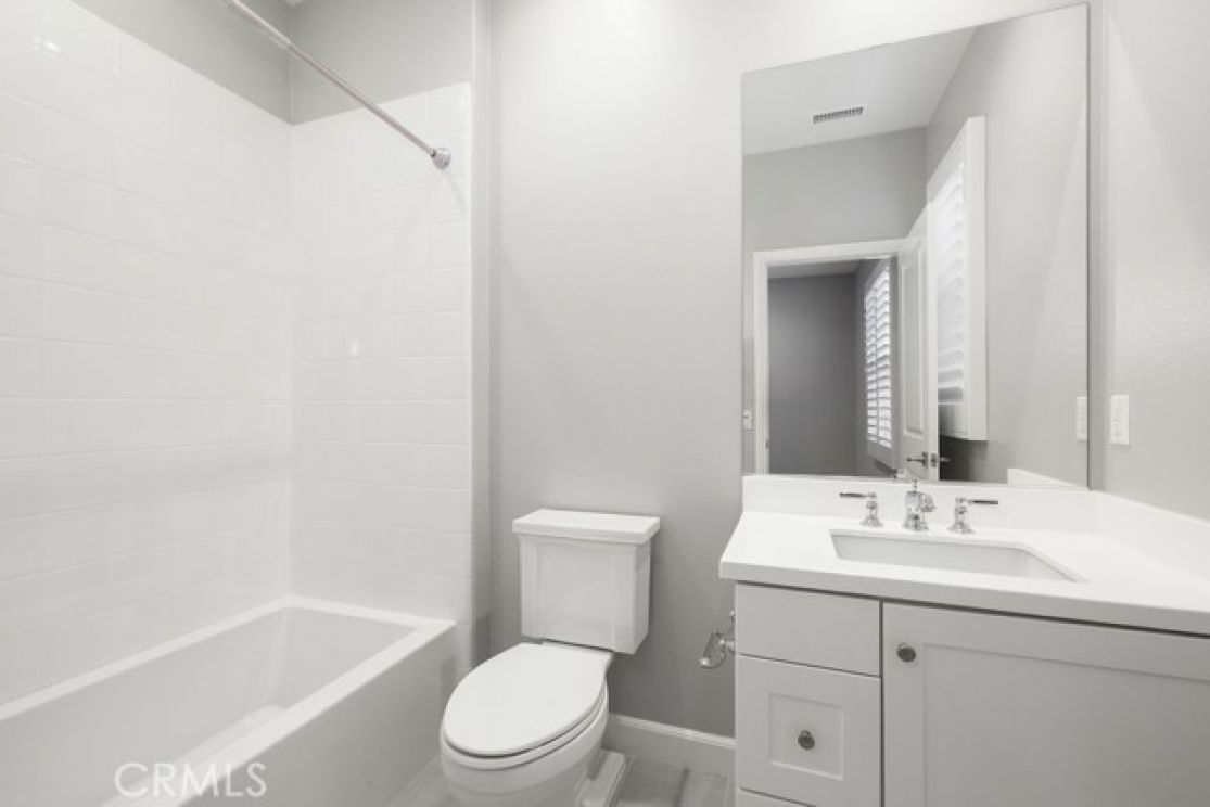 120 Baja, Irvine CA: