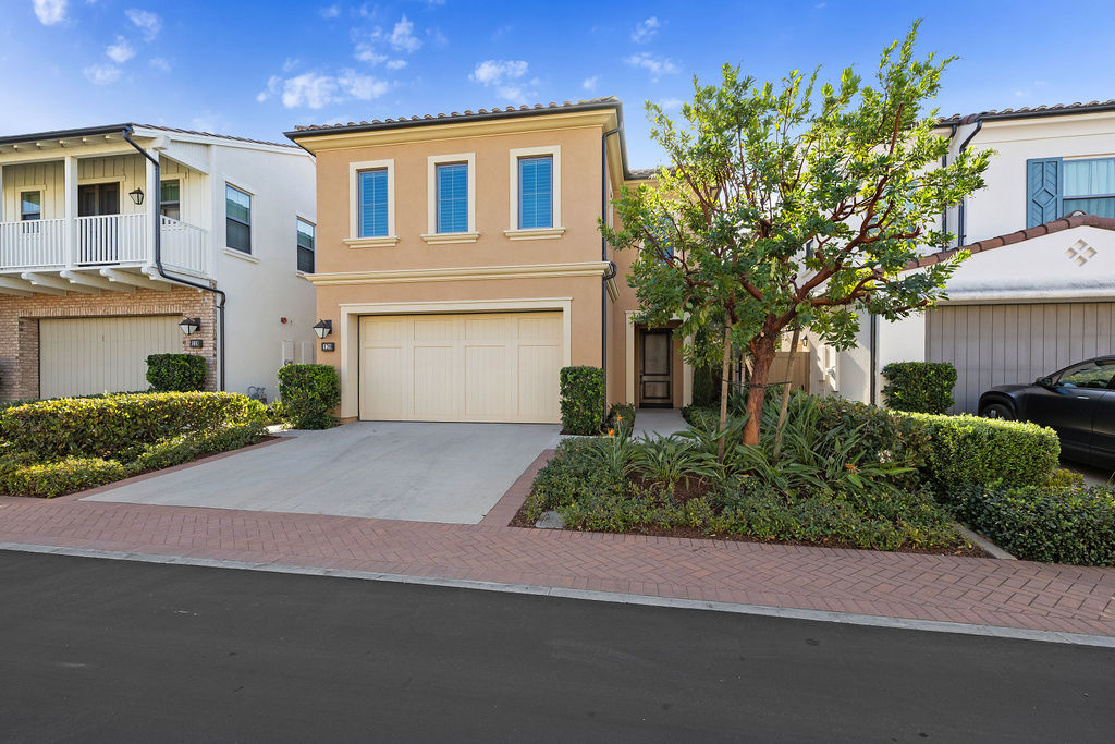120 Baja, Irvine CA:
