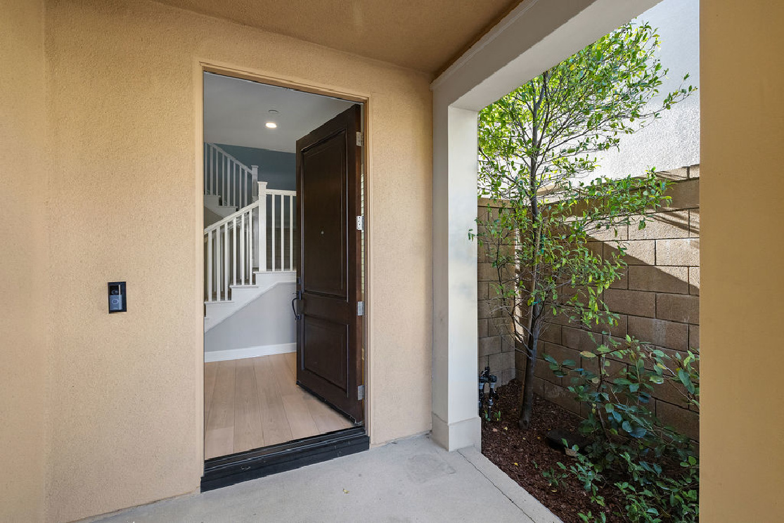 120 Baja, Irvine CA: