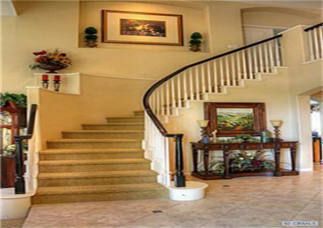 956 S Creekview Ln, Anaheim Hills CA: 