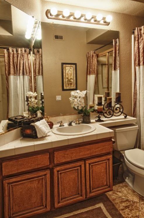 726 South Heatherglen Circle , Anaheim Hills CA: 