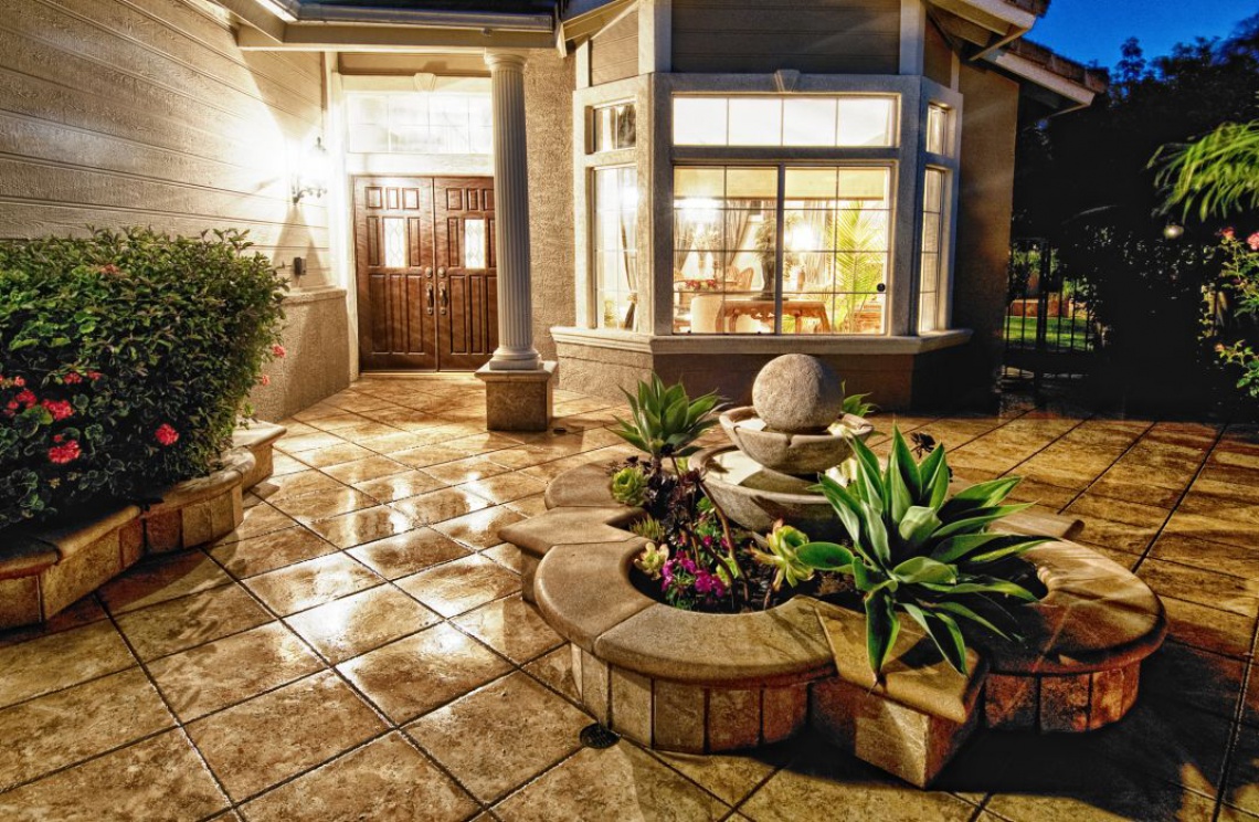 726 South Heatherglen Circle , Anaheim Hills CA: 