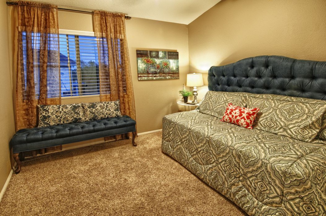 726 South Heatherglen Circle , Anaheim Hills CA: 