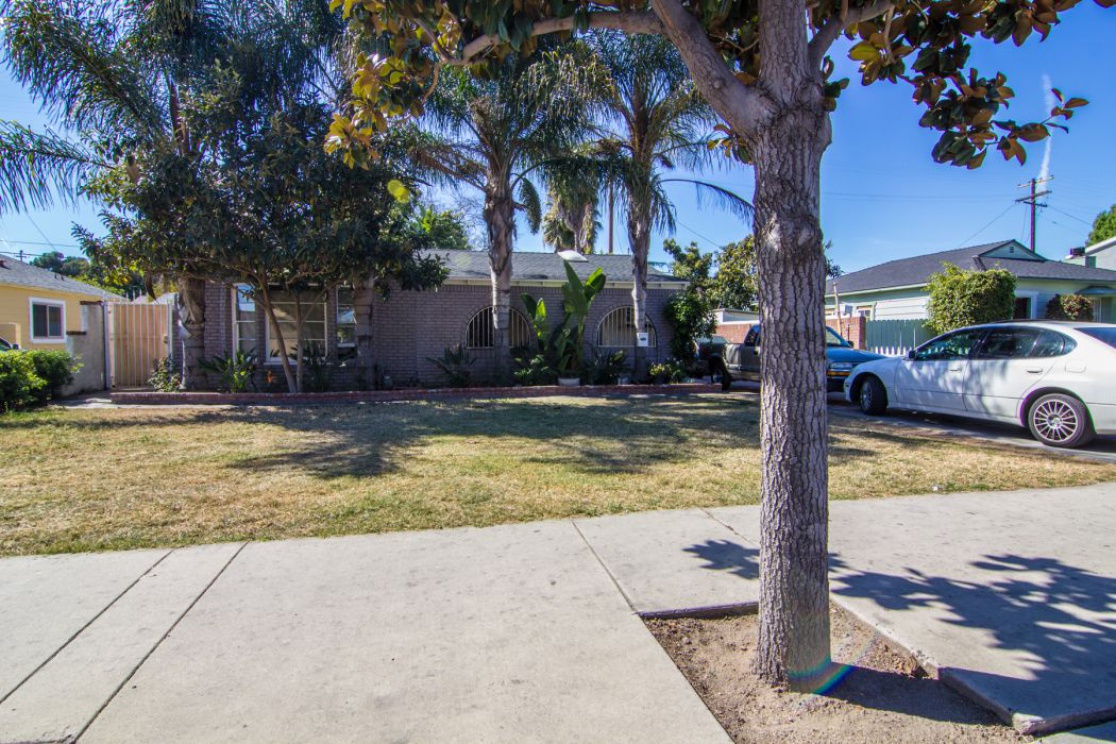 1308 North Flower Street, Santa Ana CA: 