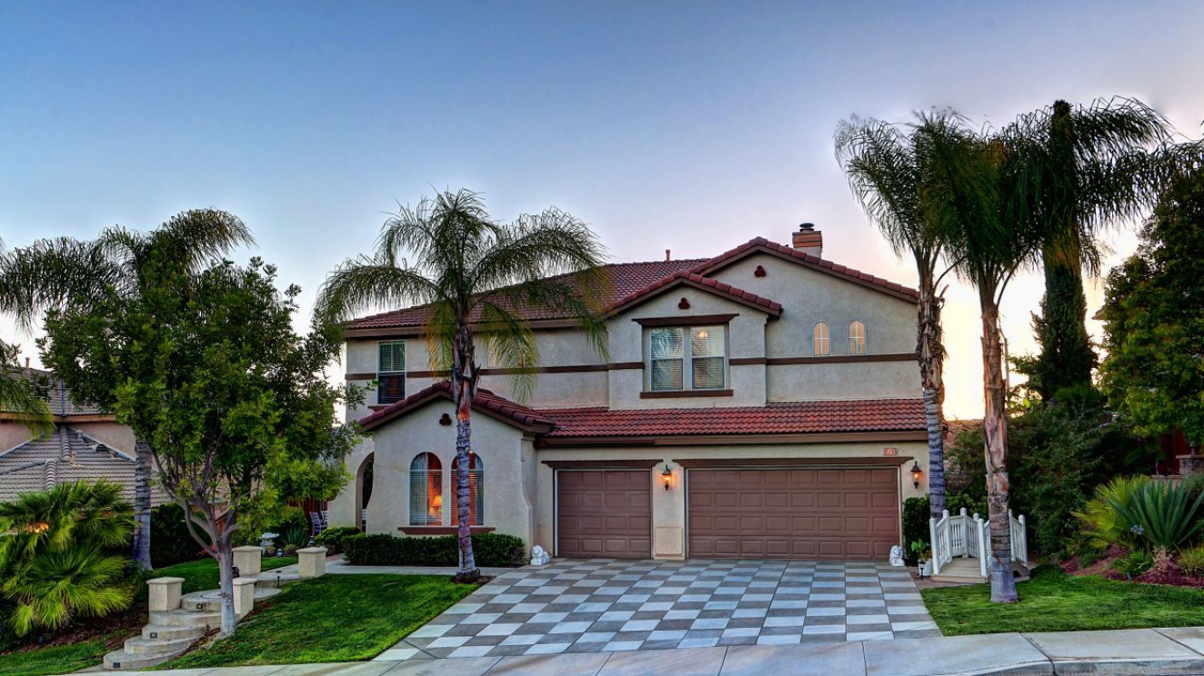 35265 El Diamante Drive , Wildomar CA: 